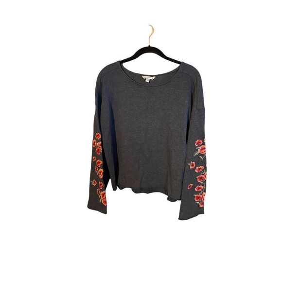 American eagle embroidered floral, bell sleeve sweater, size large - Picture 1 of 3